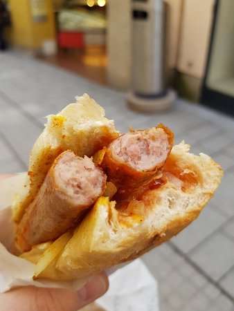 Balkan hot dogları