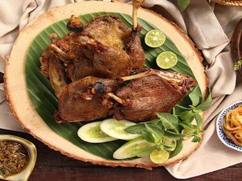 Bebek Goreng