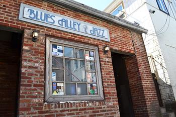 Blues Alley