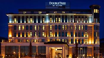 DoubleTree by Hilton Hotel Van