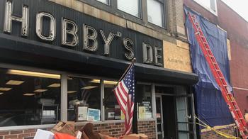 Hobby's Delicatessen & Restaurant