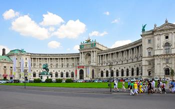 Hofburg Sarayı 