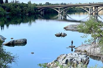 Jedediah Smith Memorial Trail