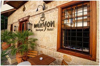 Minyon Hotel