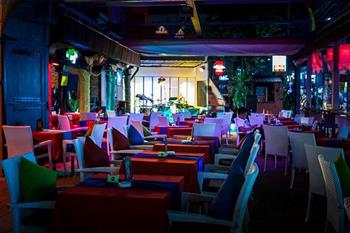 Moonwalker Restaurant & Bar