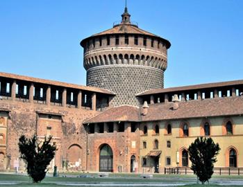 Sforzesco Şatosu