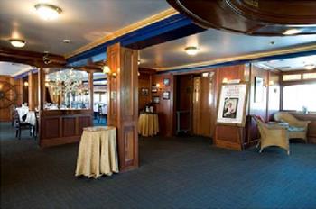 The Pilothouse Restaurant at the Delta King